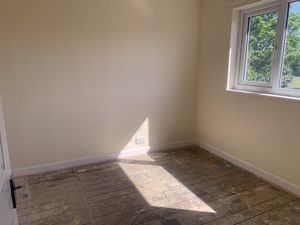 Bedroom- click for photo gallery